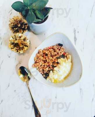 The Vale Cake Boutique