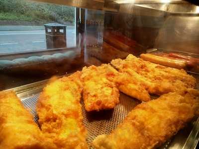 Hooked And Cooked Fish Bar