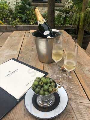 The Crown At Ampney Brook