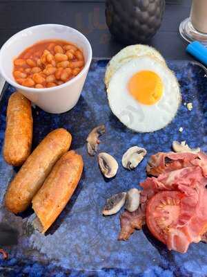 Tea Amantes - Tearoom & Gallery