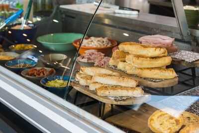 Synge & Byrne Deli, Castle Court