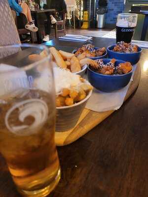 Millies Public House