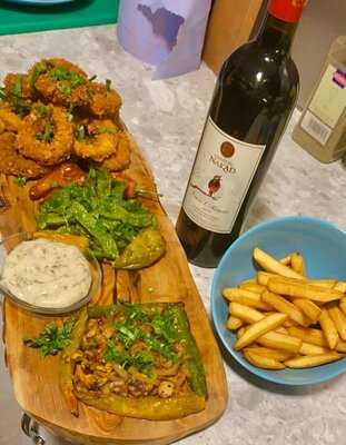 Carmen Cafe And Restaurant