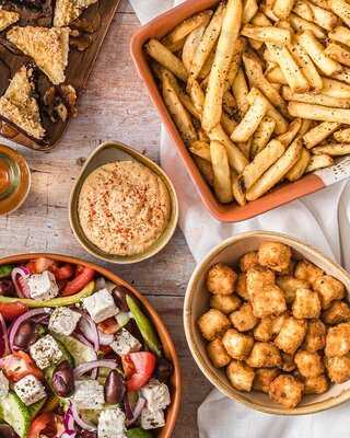 Street Greek - Fulham