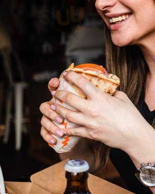 Street Greek - Fulham