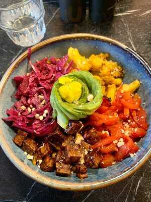 The Avocado Show - London Princes Street