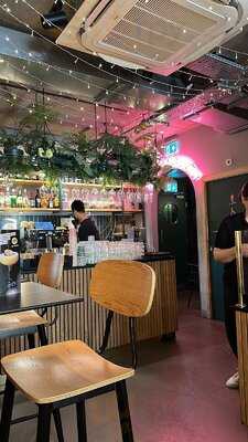 The Avocado Show - London Princes Street