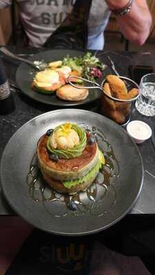 The Avocado Show - London Princes Street