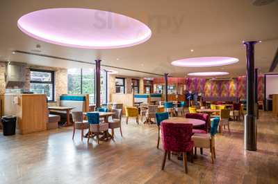 Tj’s Bar & Restaurant