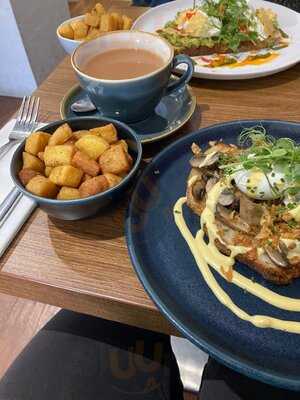 Switch Cafe Tilehurst Reading