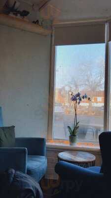 The Little Coffee Pot