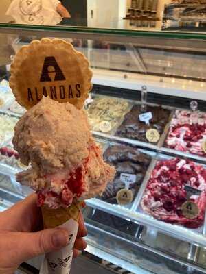 Alandas Gelato