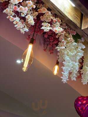 Adelinas Bar And Indian Kitchen