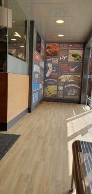 Domino's Pizza - Lincoln Ermine