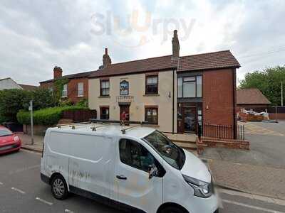 Domino's Pizza - Lincoln Ermine