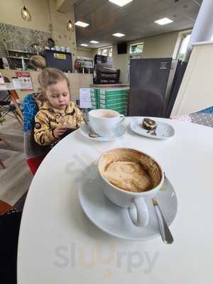 Brew Coffee Shop At Elliott’s