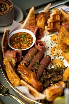 Benjamin's Cafe Luton