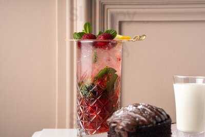 Benjamin's Cafe Luton