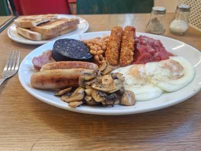 Heath Hill Cafe Bostin Fittle