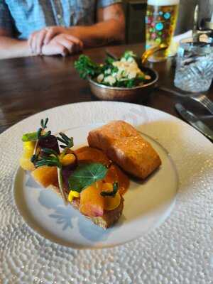 The Mucky Duck Drakeholes