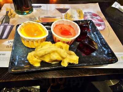 Cosmo Glasgow St Enoch