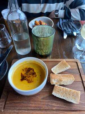 Binary Bar & Restaurant