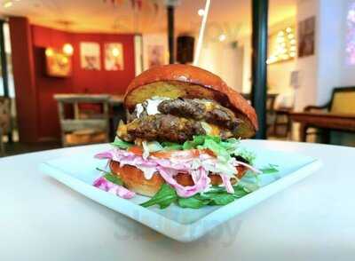 Burger Me Restaurant