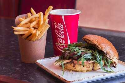 Dis - De Italian Sausage