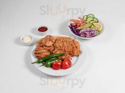 Delishaz Pizzeria & Grill