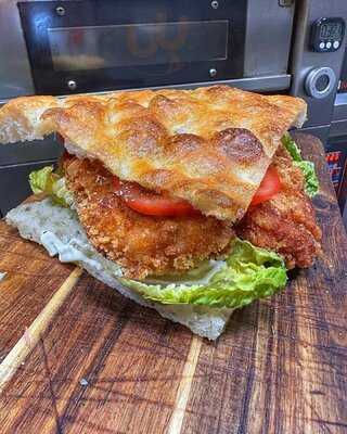 Fritto Italian Street Food & Bakery