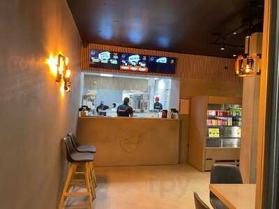 The Sushi Co - Canary Wharf