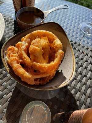 Bosun's Restaurant - Photo 7