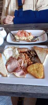 Anchor's Rest Bar And Bistro