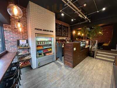 The Beehive Juice Bar Smithdown