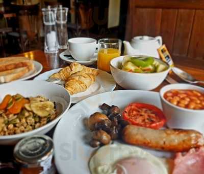 The Corner House Bar & Restaurant