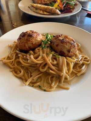 The Great Lyde Pub & Restaurant