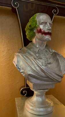 The Iceberg Lounge At Park Row