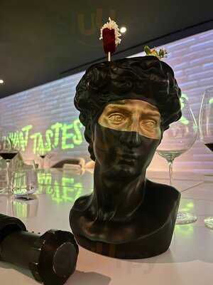 The Iceberg Lounge At Park Row