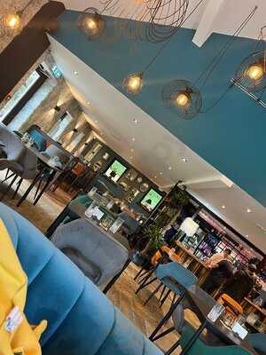 The Falls Cafe And Bistro