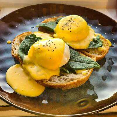 The Falls Cafe And Bistro