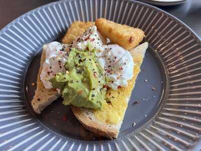 The Falls Cafe And Bistro