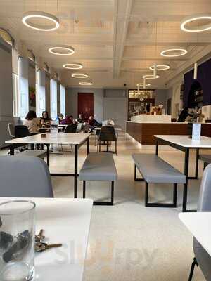 Glaze The Eating Space