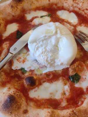 Martin Bros. Micropizzeria