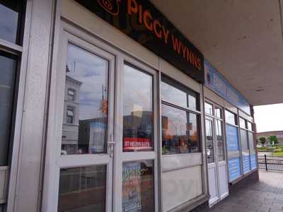 Piggy Wynn's