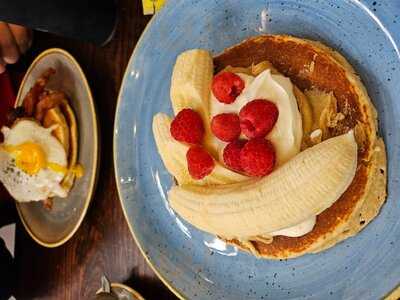 Stack And Stills - Braehead