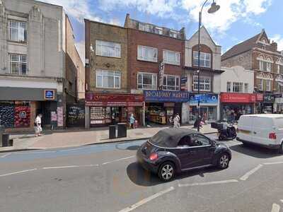 Nori Sushi Bar & Grill