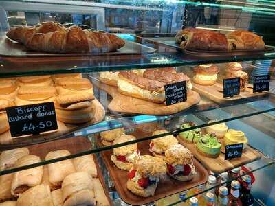 Harry's Bit On The Side