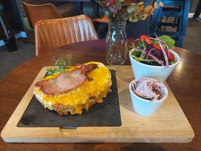 Harry's Bit On The Side