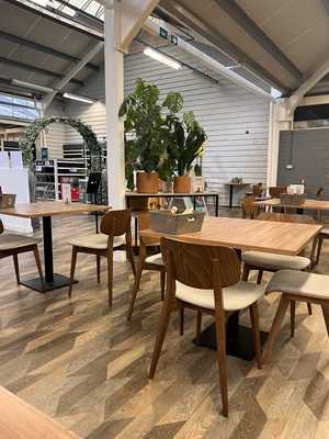 Dobbies Garden Centre Moreton Park