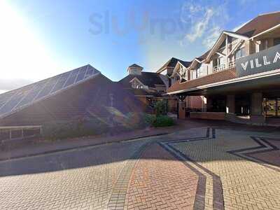 Starbucks Swindon - Village Hotel